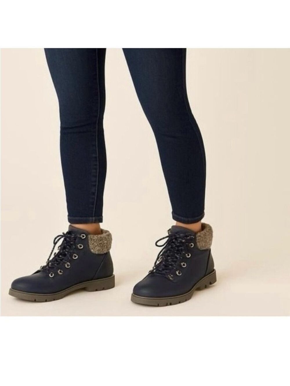 Skechers Synergy Sweater Collar Hiker Boots Navy Size 7.5 Knit Trim NWOT Vintage